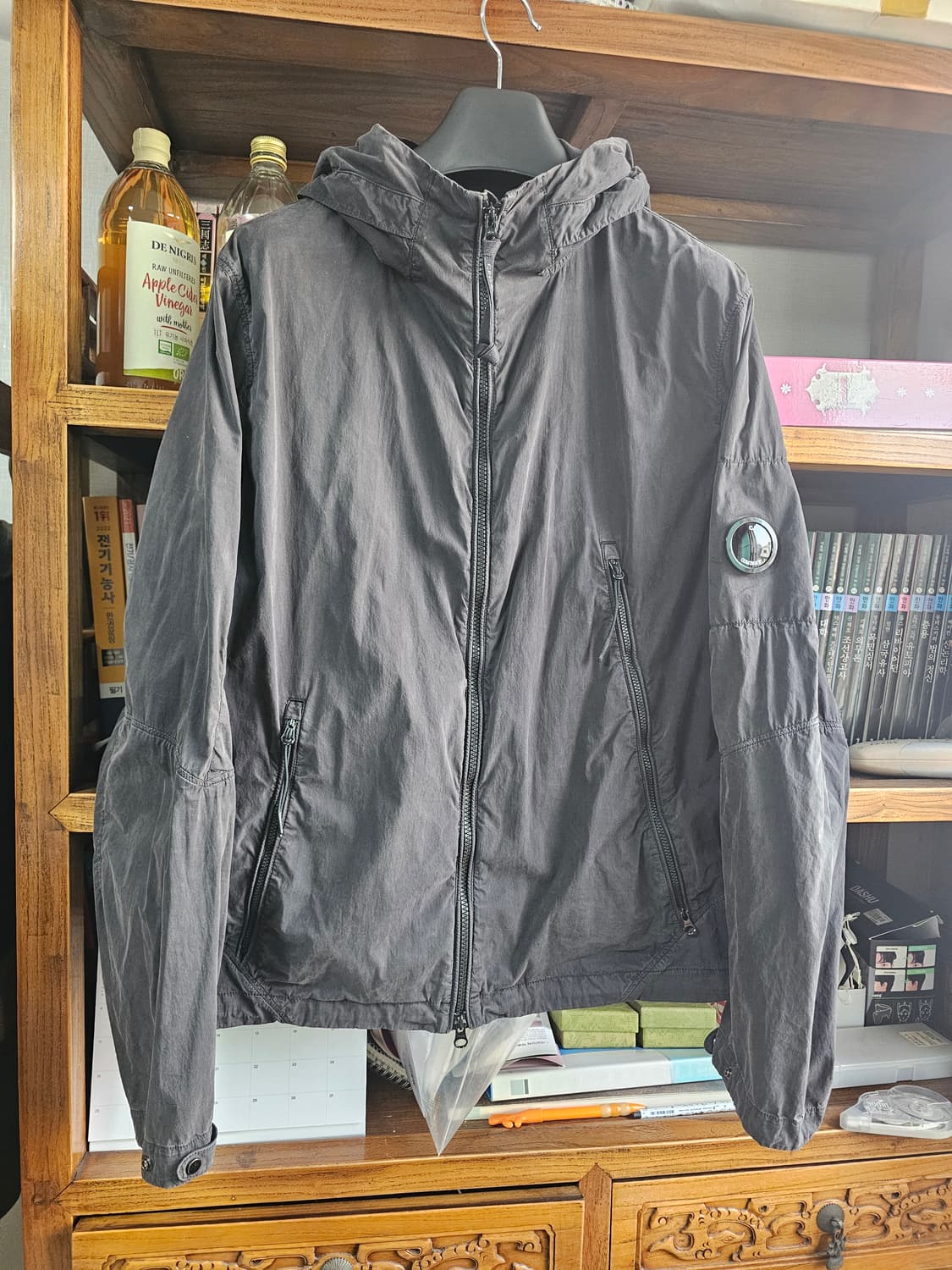 씨피 컴퍼니 가먼트다잉 블랙 105사이즈 cp 후드 자켓 팔아요 상품이미지1