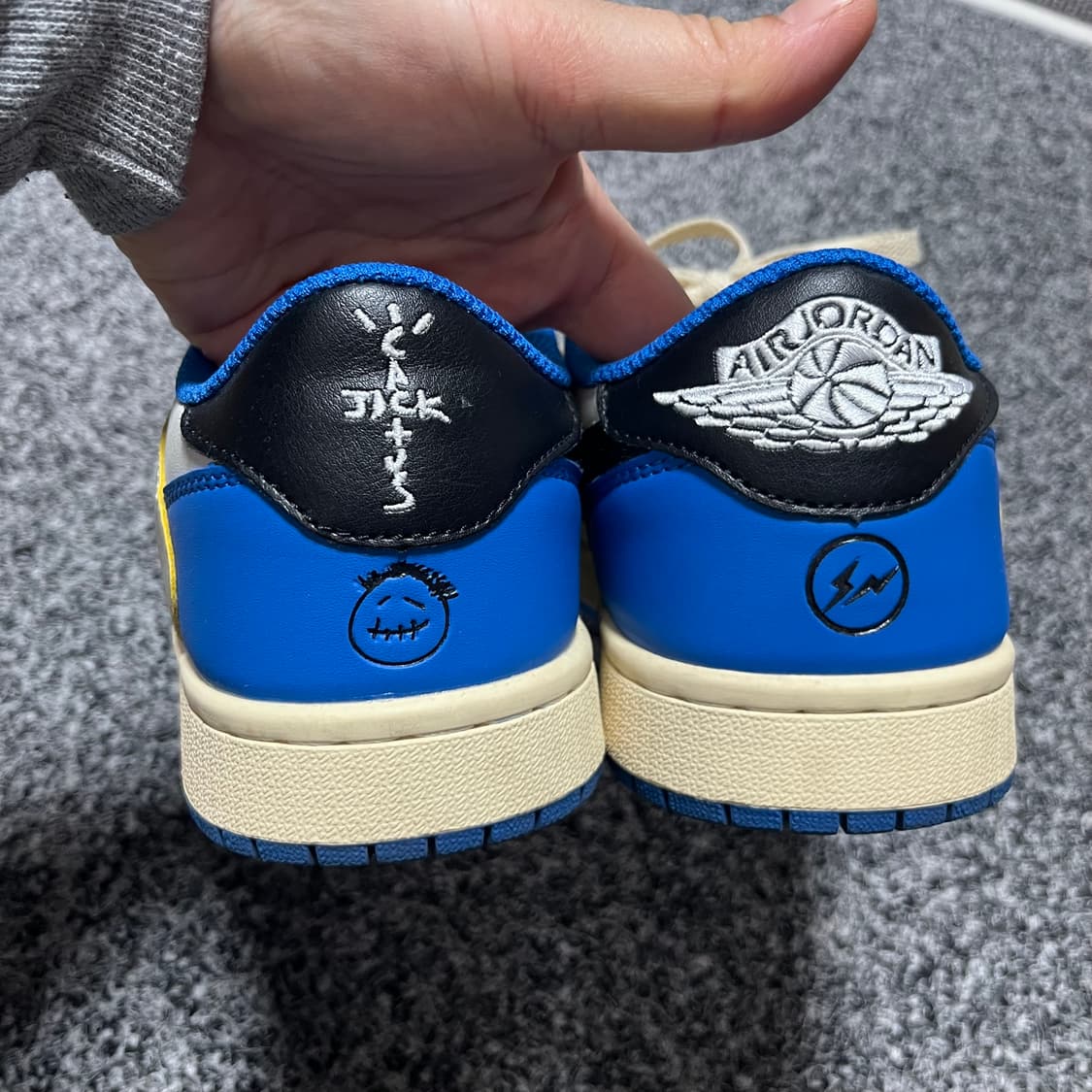 나이키 X 트래비스 스캇 X 프라그먼트 조던1 로우 255 상품이미지6