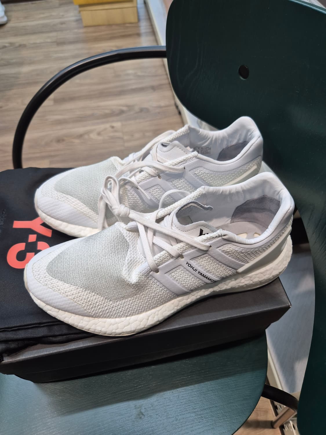 Y-3 퓨어부스트 스니커즈  상품이미지3