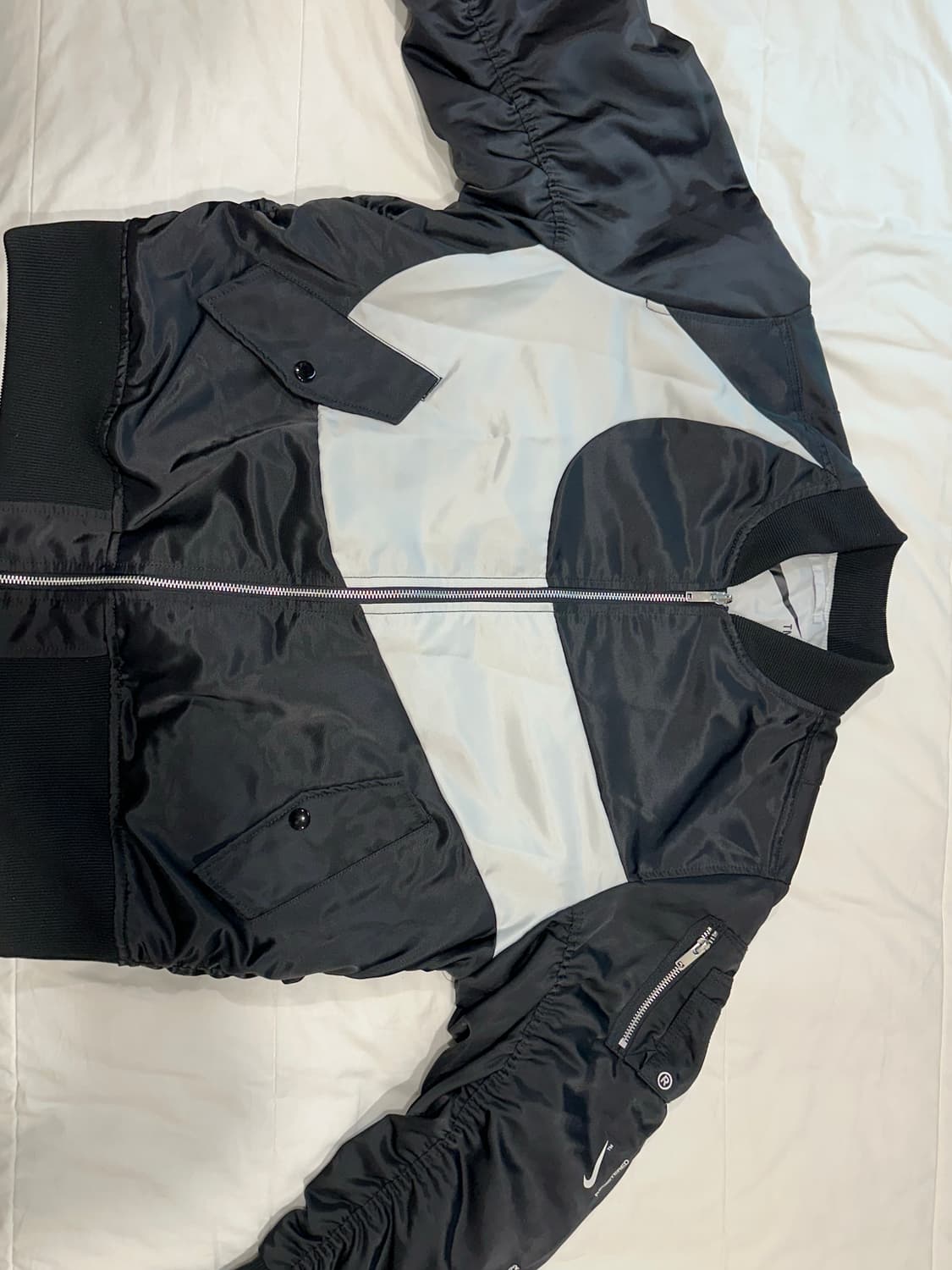 나이키 스우시 리버시블 봄버자켓 상품이미지2