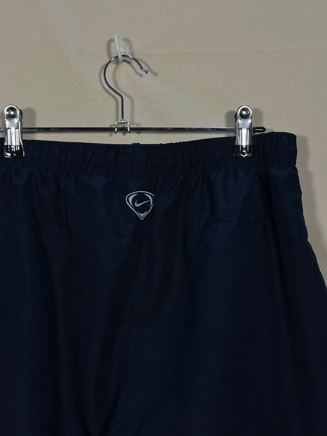 나이키 아스톤빌라 올드스쿨 나일론 팬츠 처분  상품이미지4