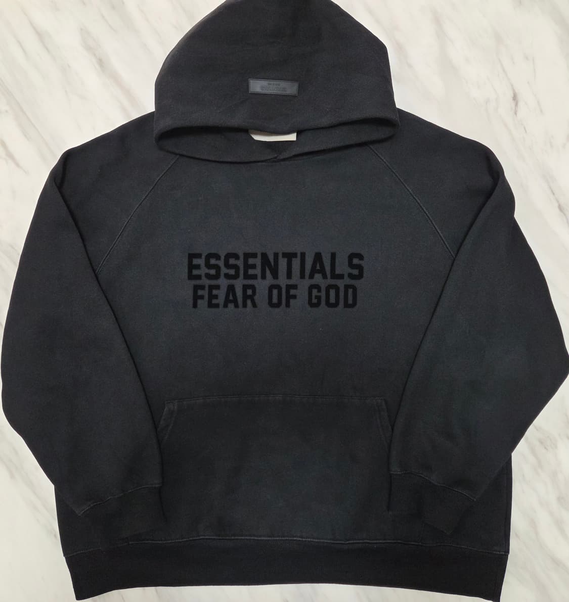 피오갓에센셜 블랙 후드티 상품이미지1