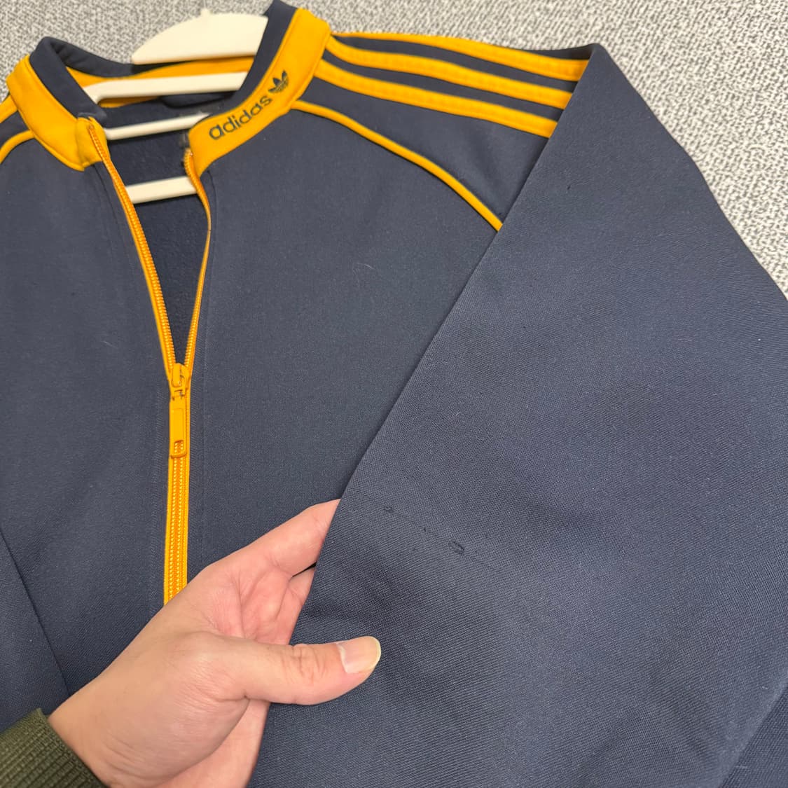 아디다스 씨펠드 져지 네이비 100 트랙탑 상품이미지7