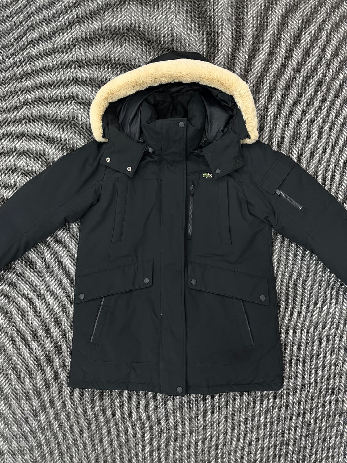 라코스테 퍼 패딩 블랙 상품이미지2