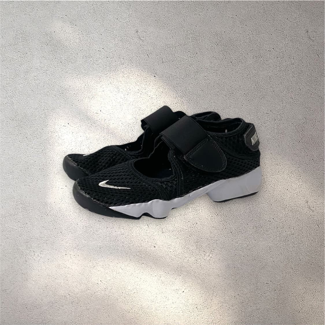 [210] 나이키 에어리프트 키즈 블랙 (No.549) 상품이미지1