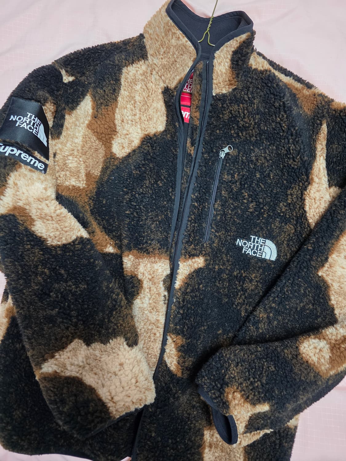 슈프림 노스페이스 블리치드 데님 프린트 플리스 자켓 블랙 L사이즈 상품이미지2