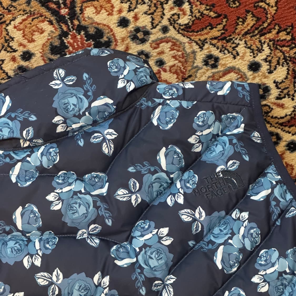 노스페이스 플라워 경량패딩 베스트 (S) 구스다운 상품이미지4