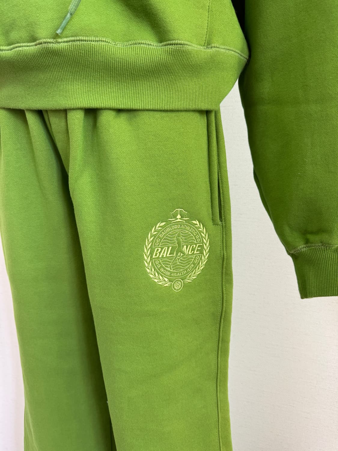 배드블러드) 기모 후드 팬츠 세트 상품이미지4