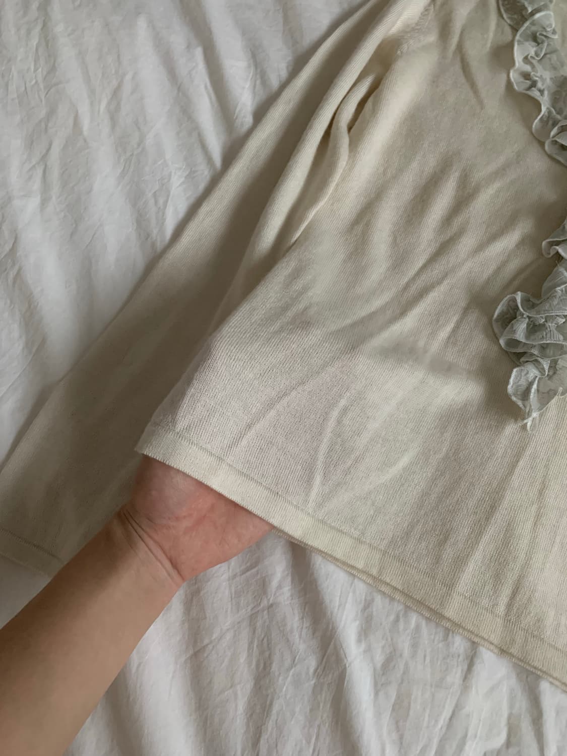 화이트 프릴 니트 상품이미지3