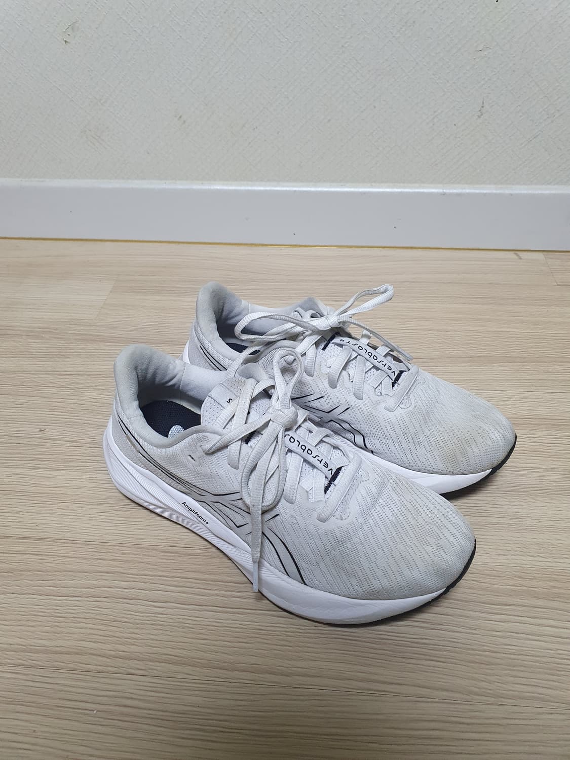 아식스 베르사블라스트4 러닝화 280 상품이미지2