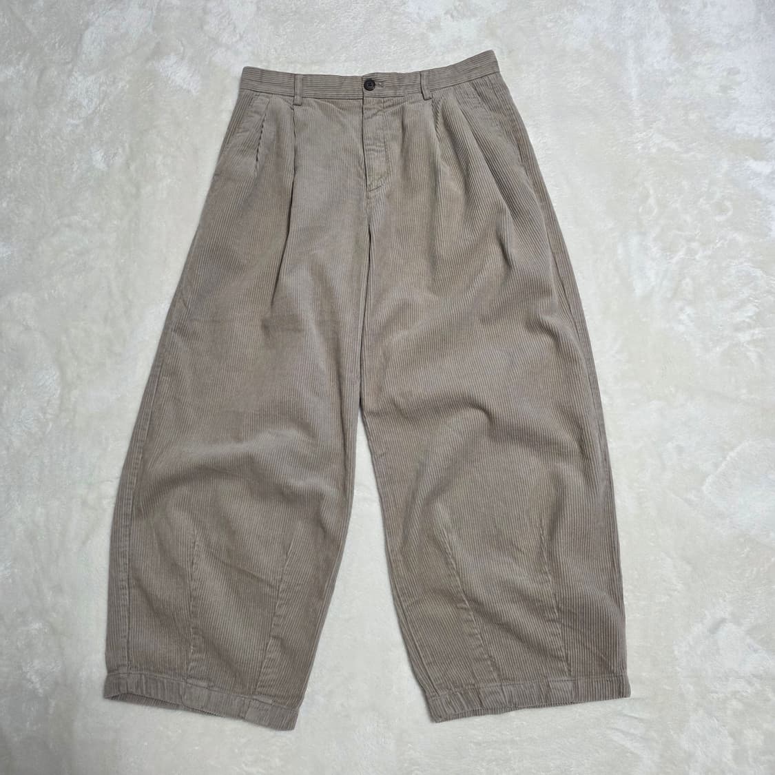 (32)무신사 코듀로이 와이드 벌룬 팬츠 상품이미지1