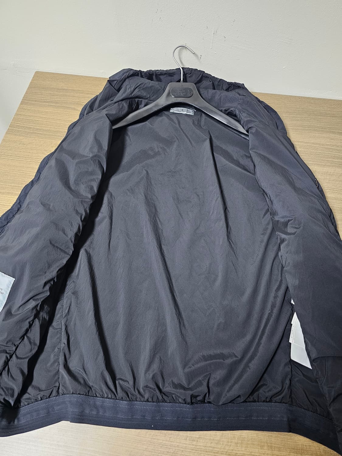 스톤아일랜드 스텔리나 컴포트 테크 폴라텍 후드 자켓 상품이미지4