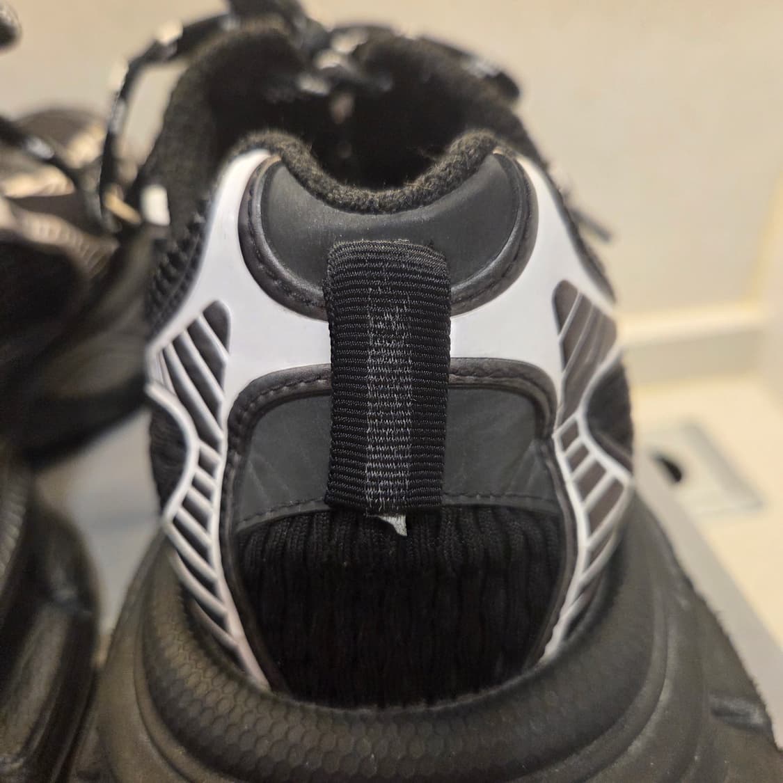 발렌시아가 3XL 블랙 43 사이즈 상품이미지4