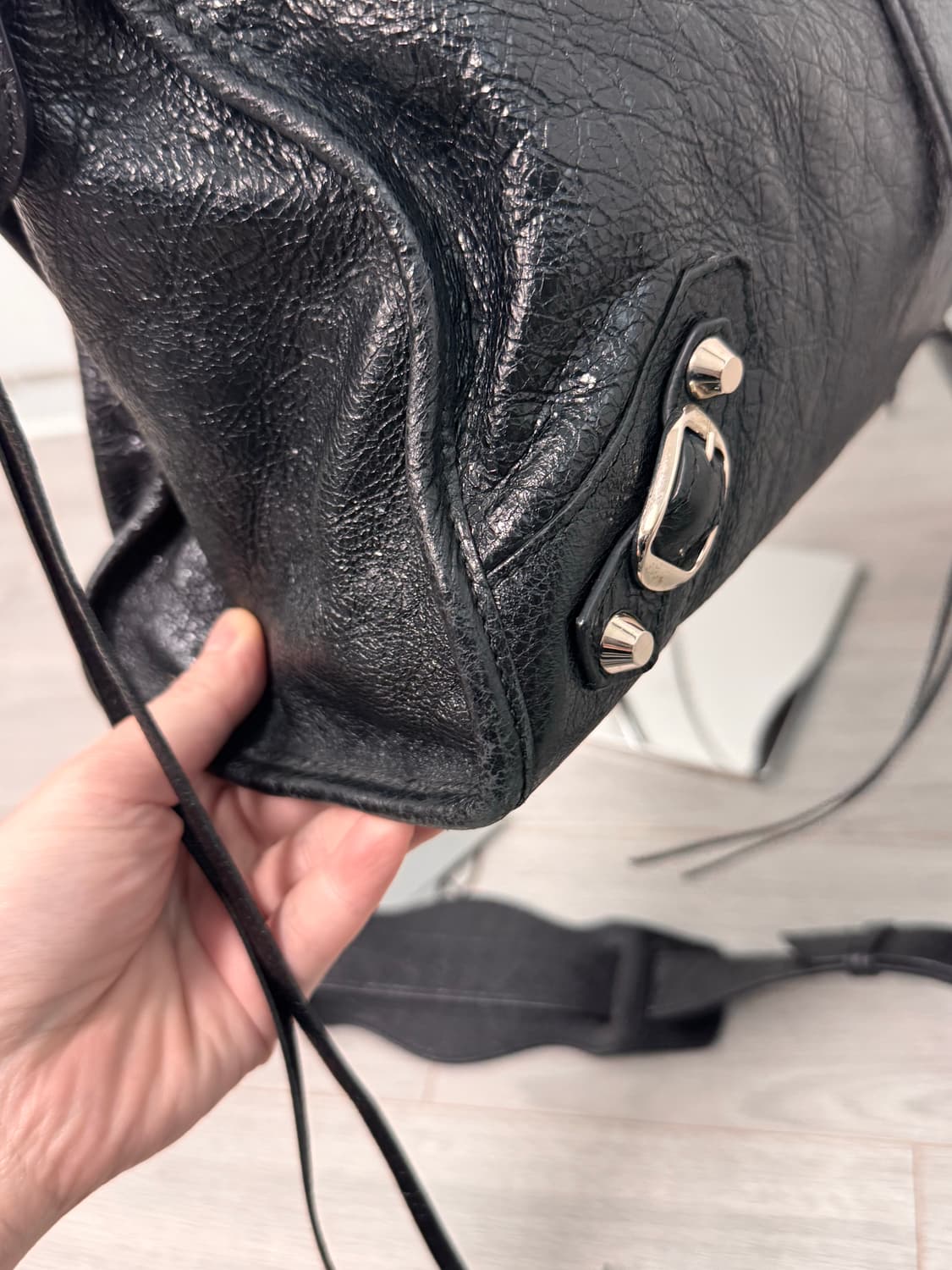 발렌시아가 모터백 시티백 미디움 블랙 상태A- 영수증o 상품이미지5