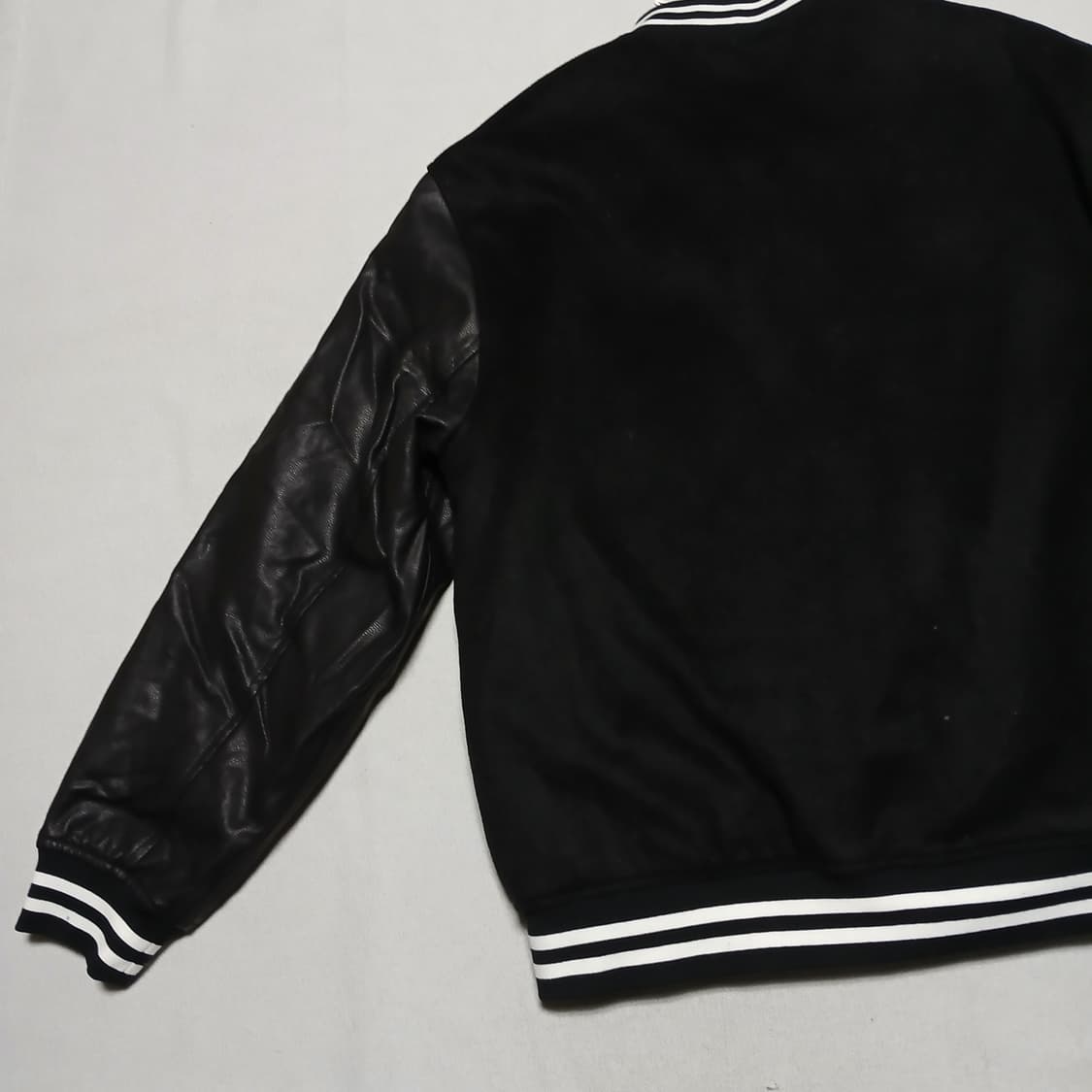 택붙은 미사용 2020 KT위즈 야구 점퍼 패딩 유니폼 바시티 겨울 상품이미지6