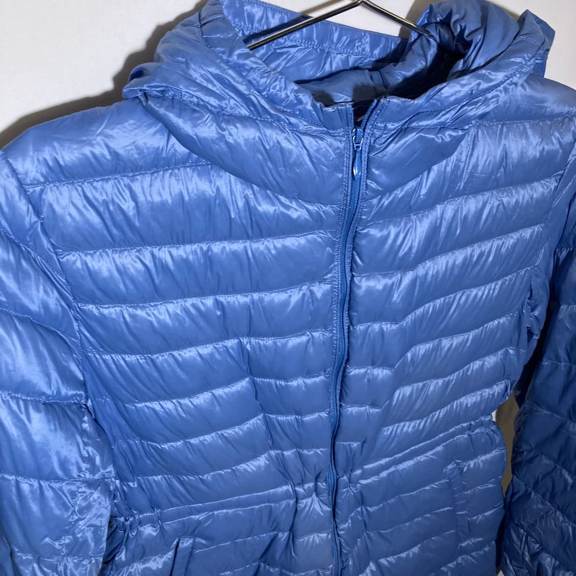 L)유니클로 여성 울트라라이트다운 후드 경량패딩 상품이미지2