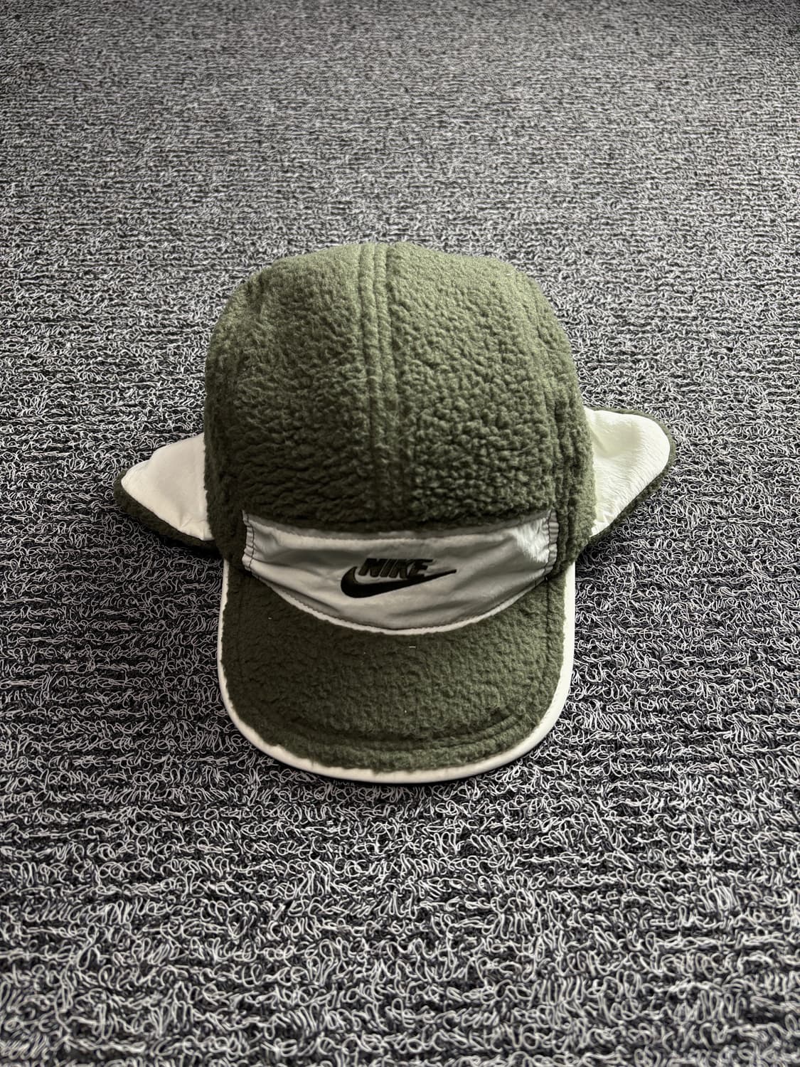 나이키 플라이 언스트럭처드 이어플랩 2870 상품이미지2