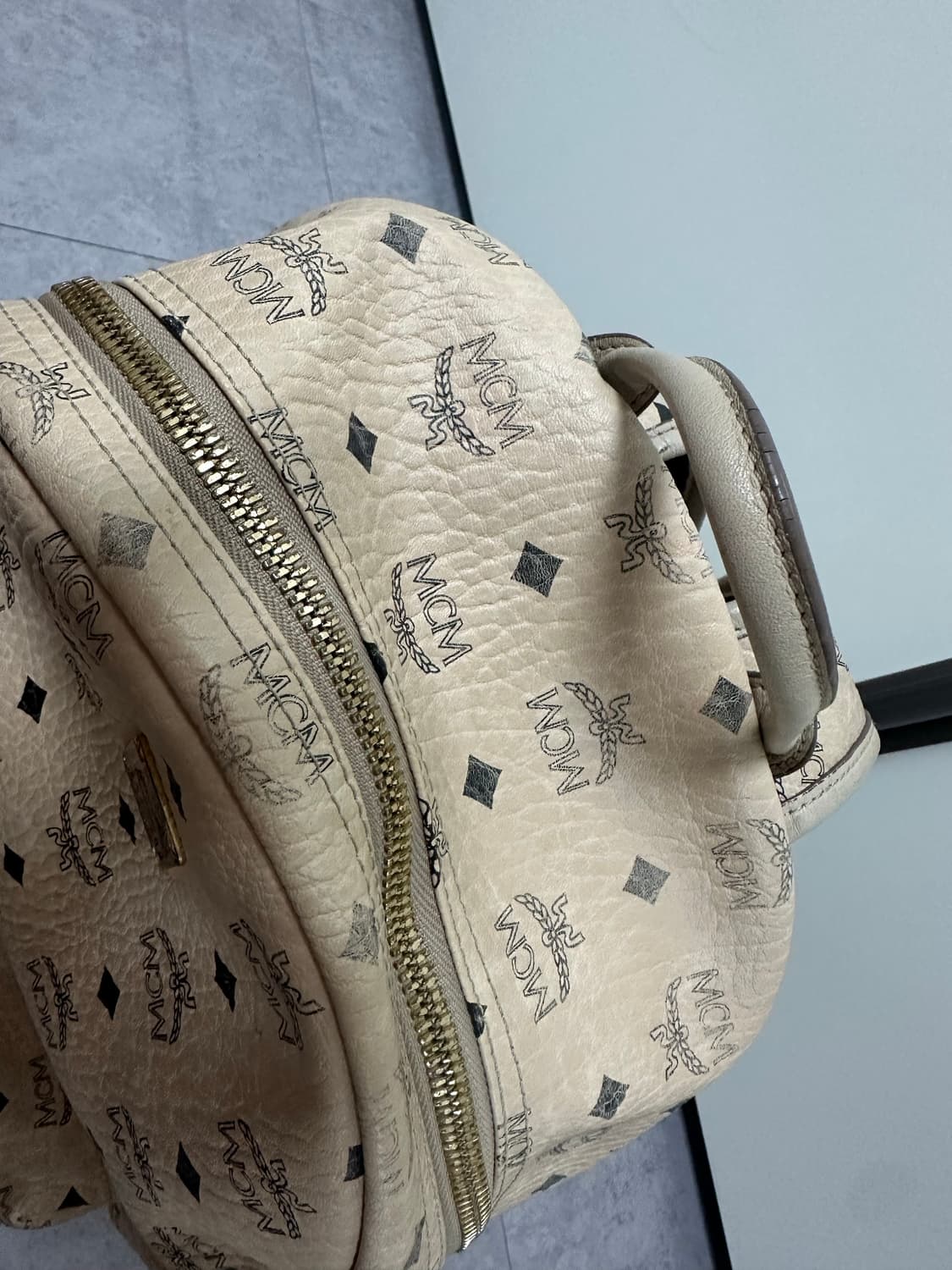 MCM 백팩 베이지 라지 상품이미지4