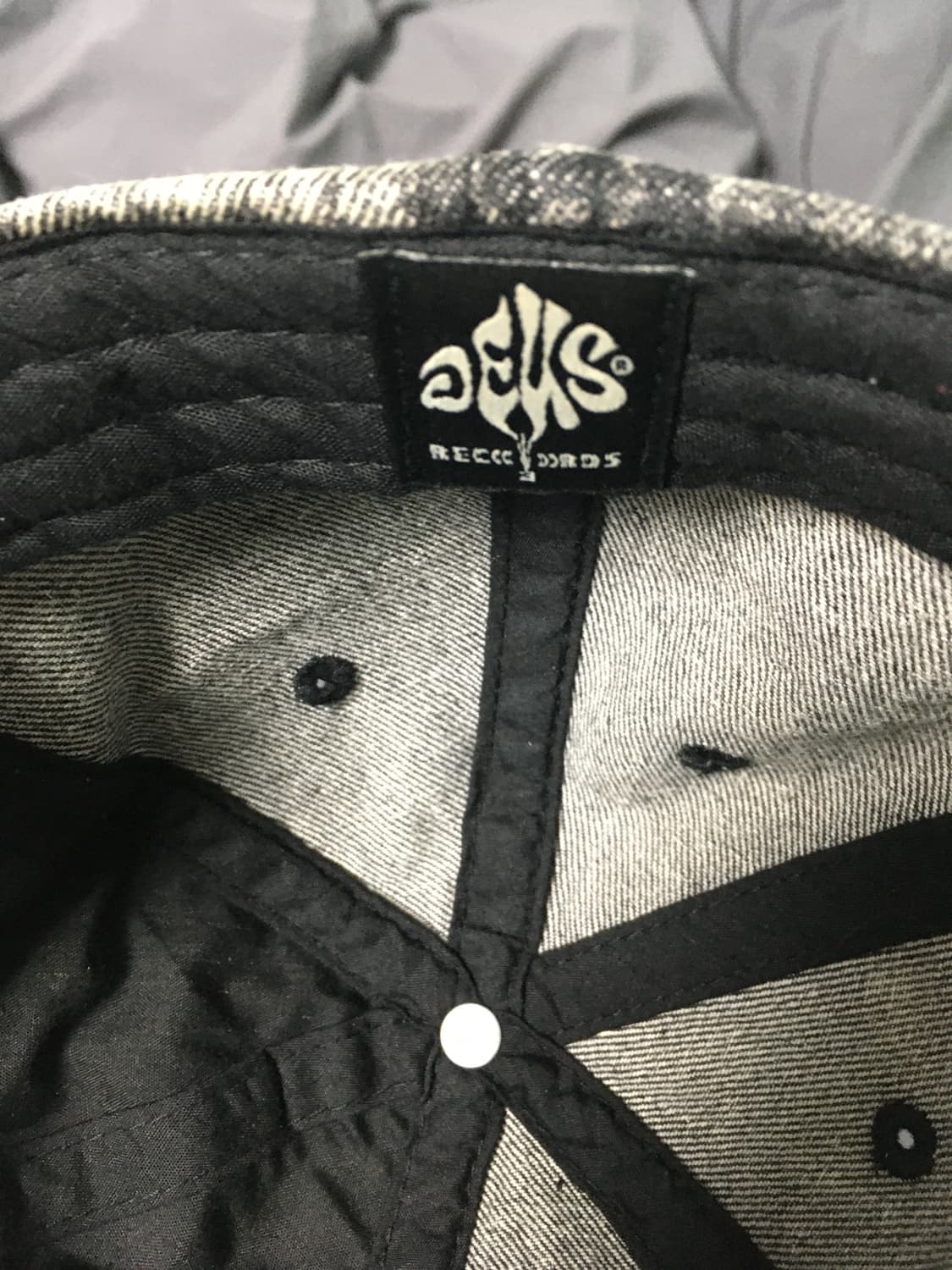 데우스 볼캡 새상품 (라이즈 원빈 착용 ,데이식스 영케이 착용) 상품이미지6