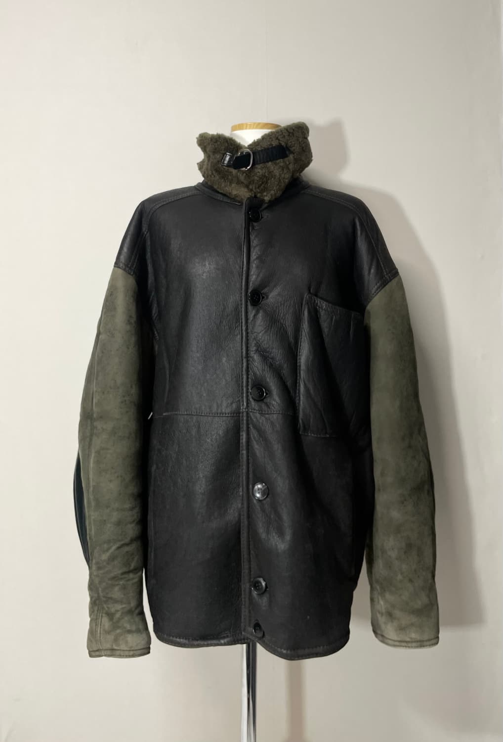 80‘s 지안프랑코 페레 램스킨 무스탕 상품이미지1