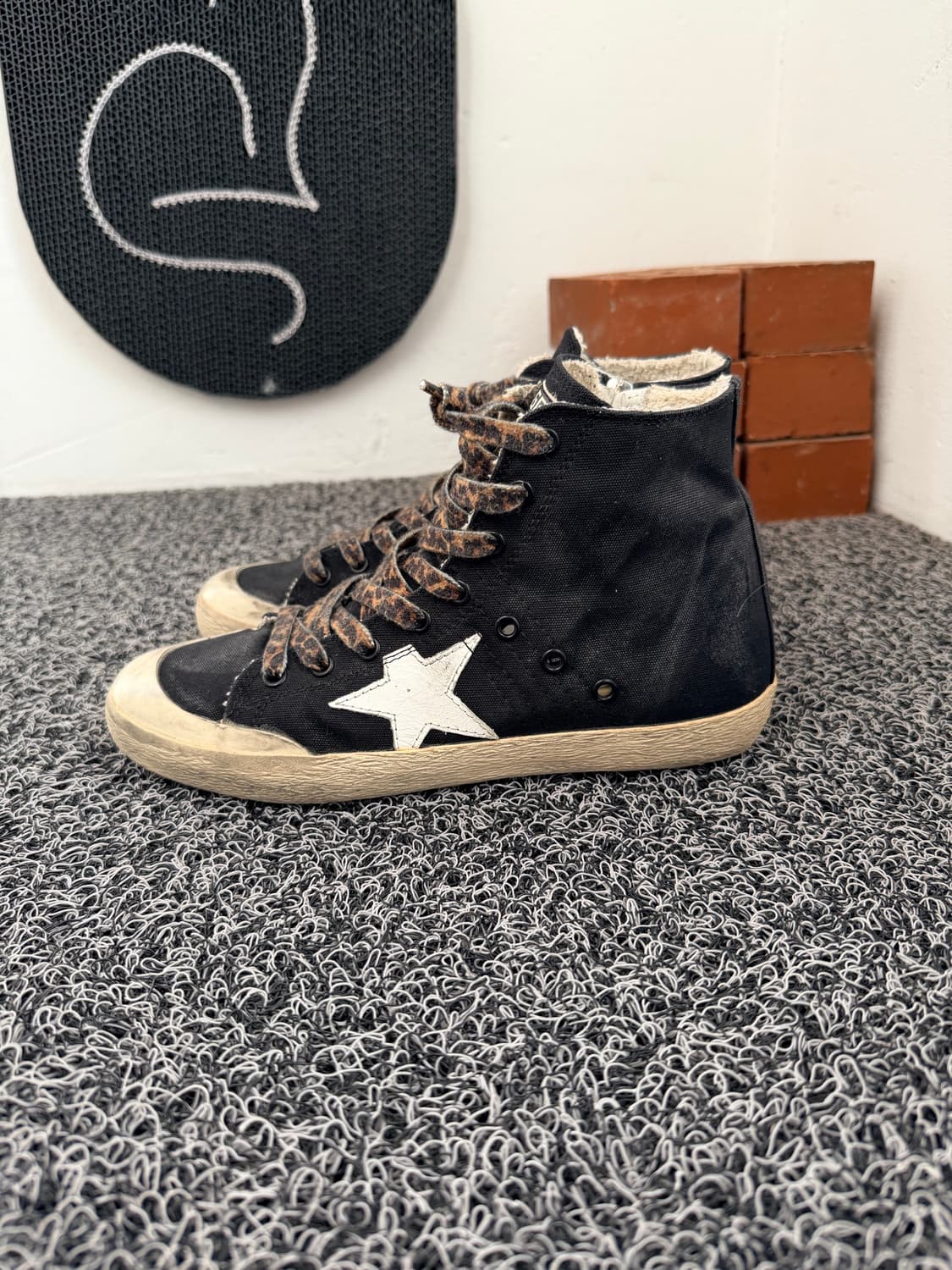 골든구스 프랜시 블랙 캔버스 레오파드 - 38사이즈 상품이미지2