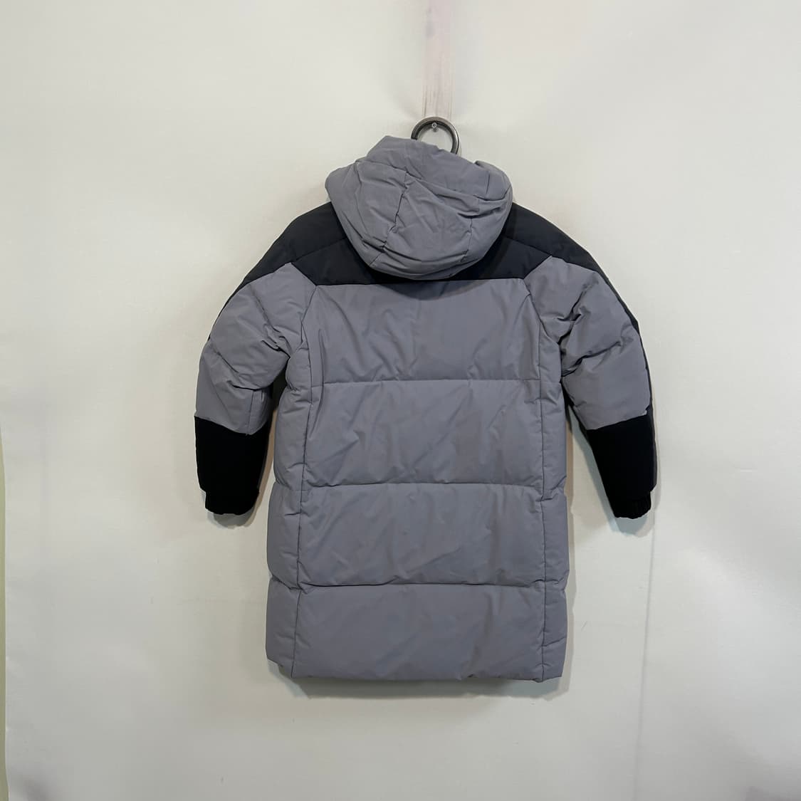 블랙야크 키즈 롱패딩 130 그레이 상태 최상 상품이미지3