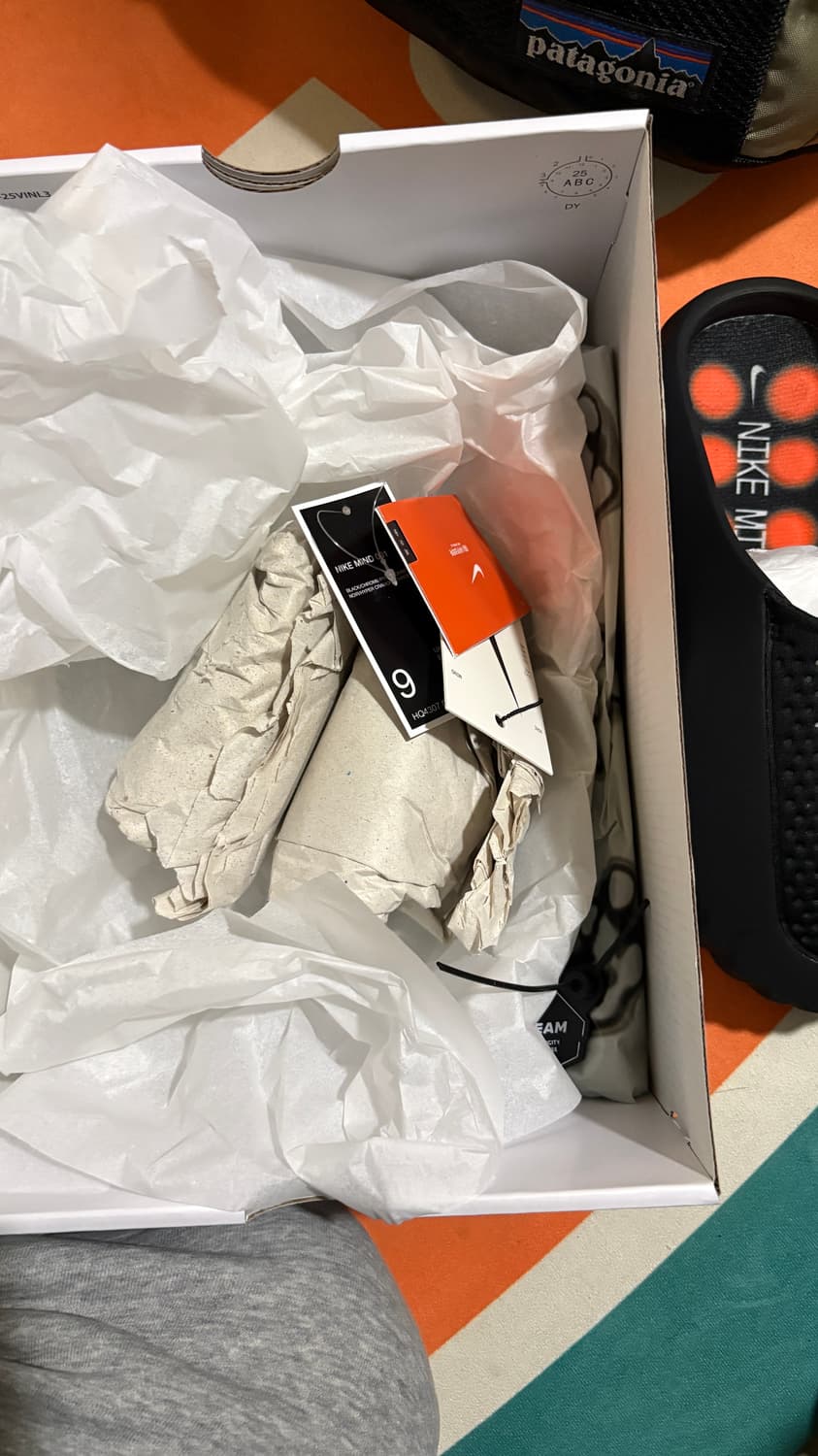 나이키 마인드 001 블랙 크롬 270 상품이미지3