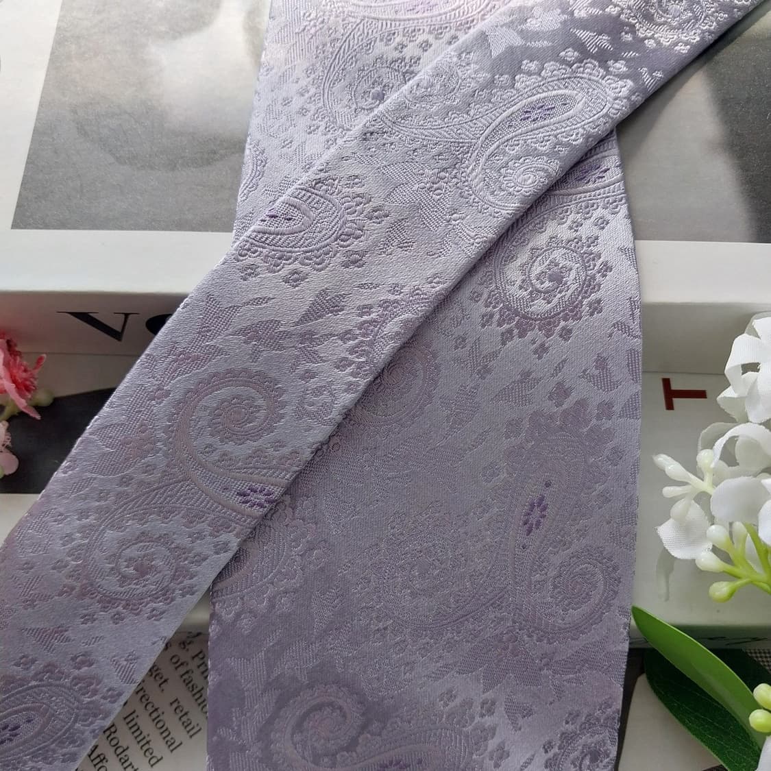 디케이엔와이 넥타이 연보라 페이즐리 9.4cm A+등급 K1984 상품이미지5