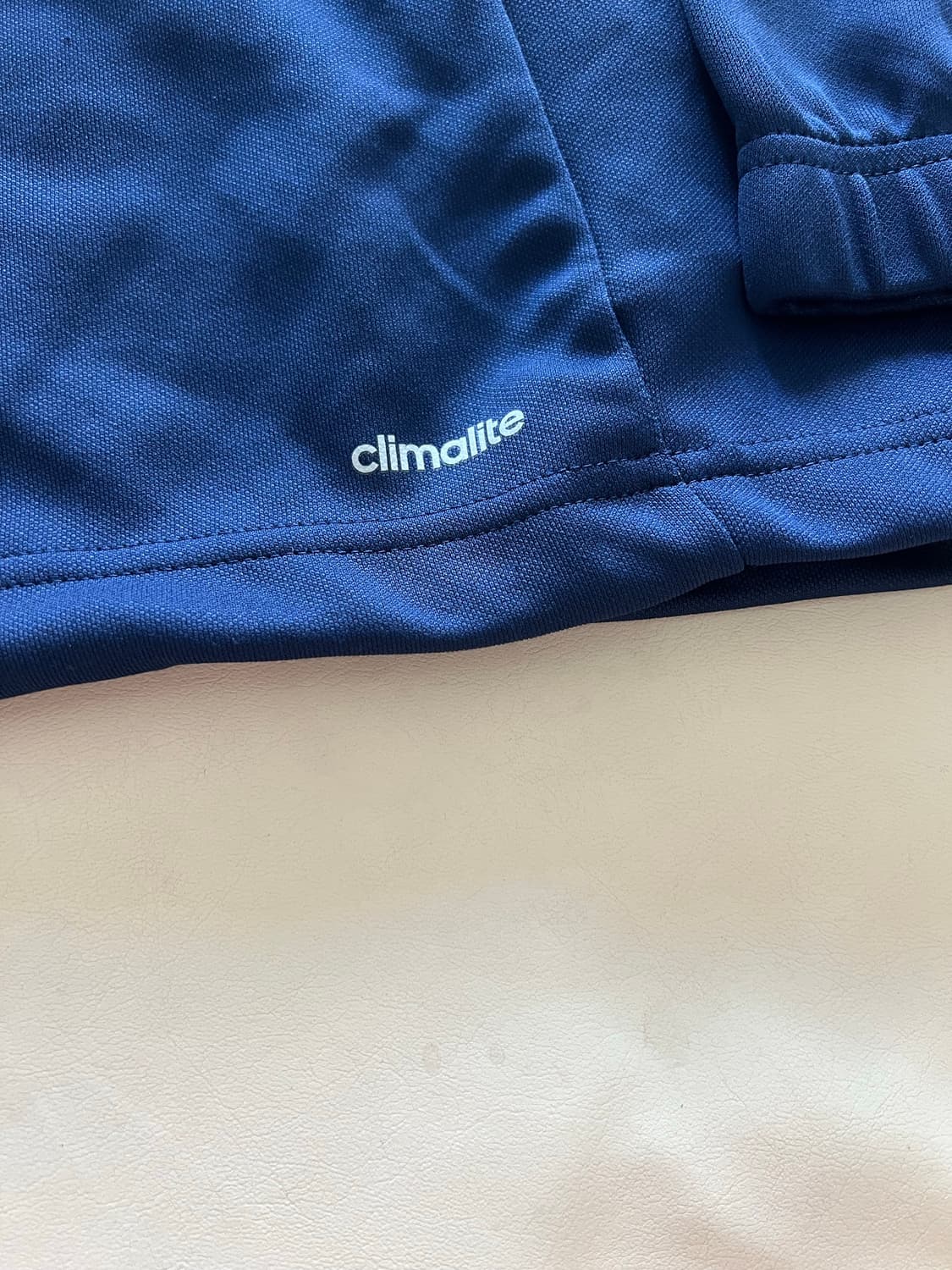 아디다스 클리마라이트 트랙탑 상품이미지3