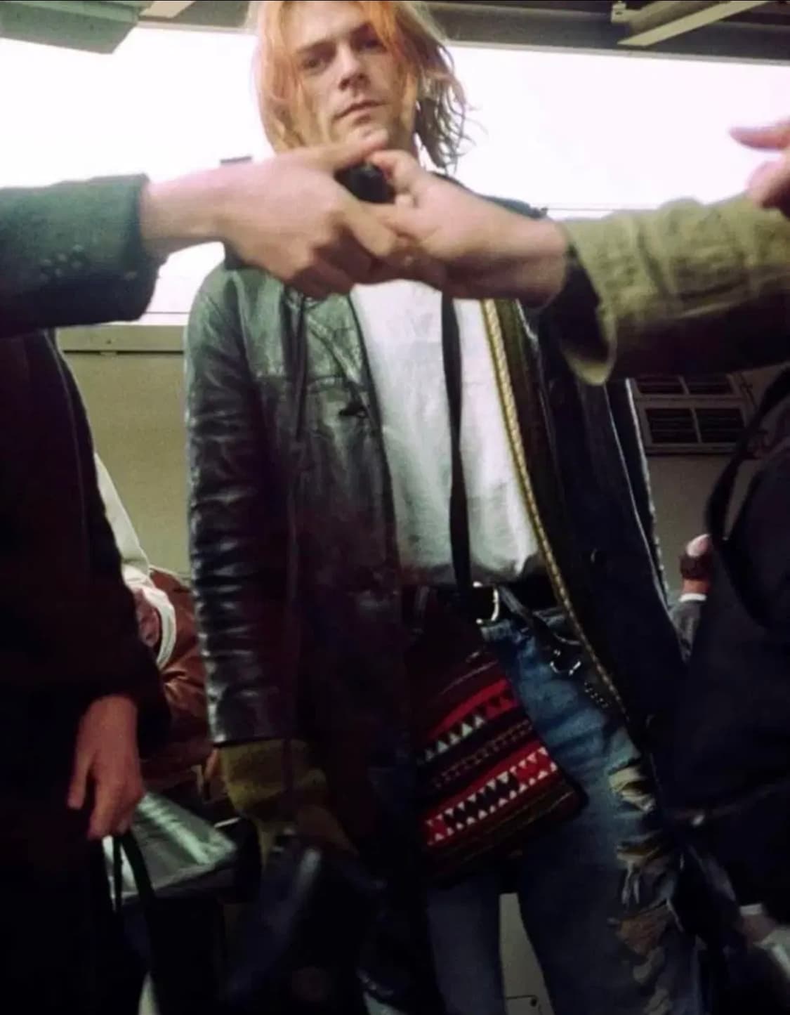 웨스턴 무드 카우하이드 소가죽 3버튼 레더 카 코트 상품이미지2