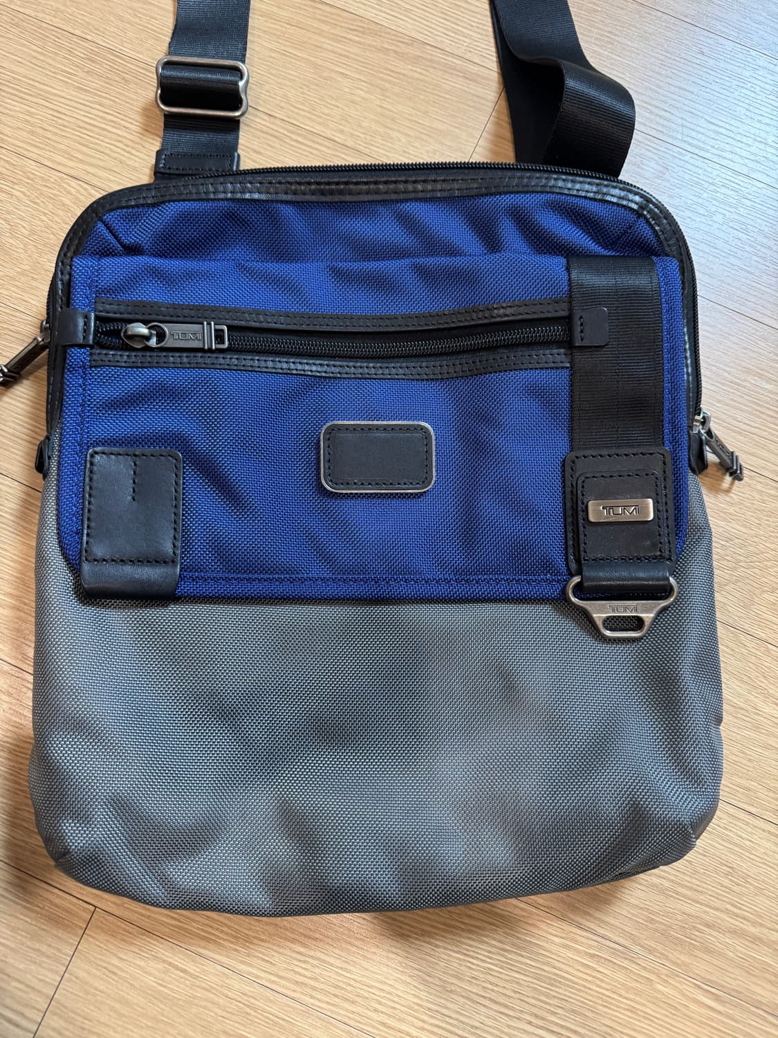 투미 메신저백 상품이미지2