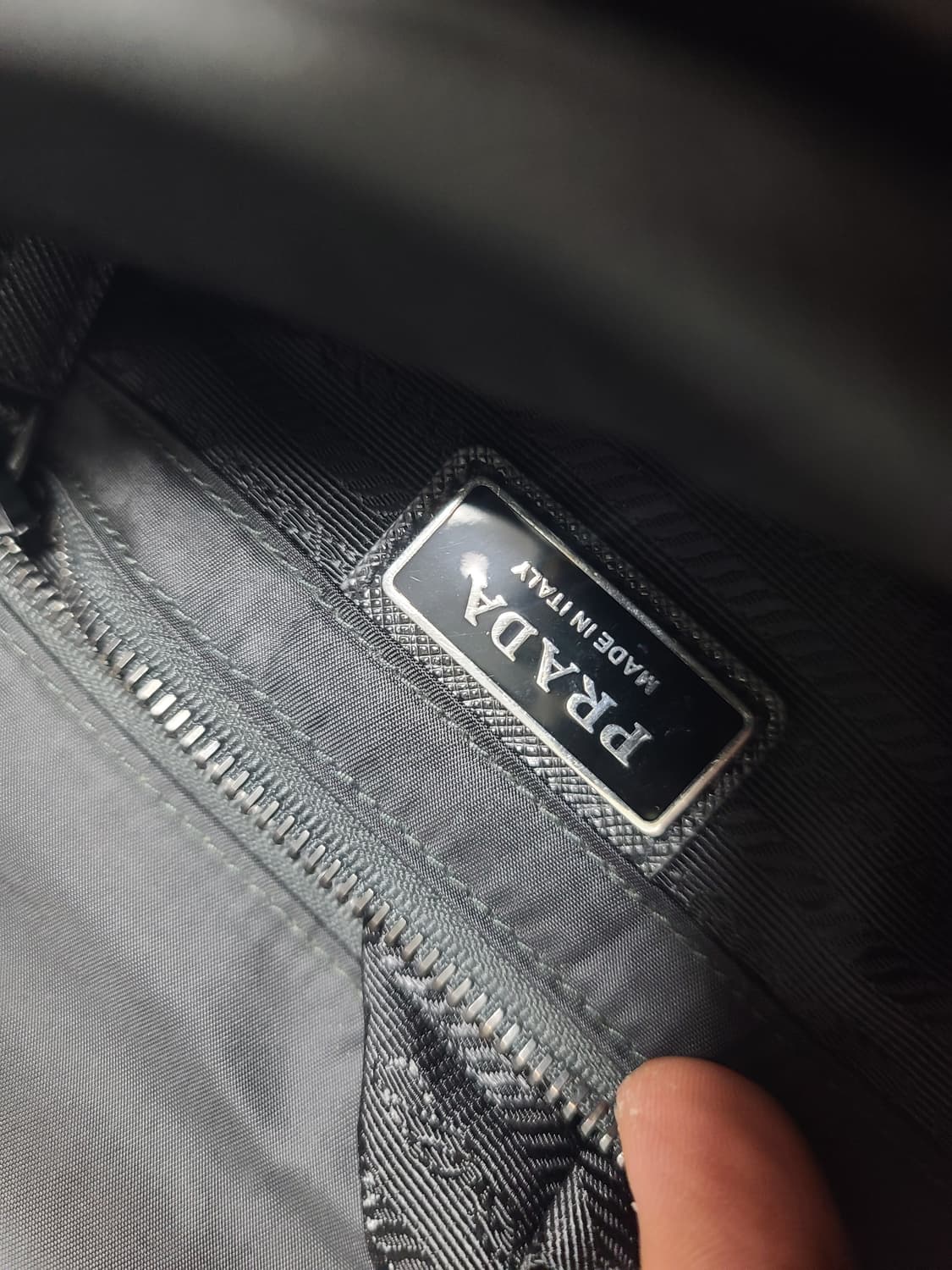 프라다 숄더백 메신저백 크로스백 2vd034 프라다 버클 리나일론백 상품이미지5