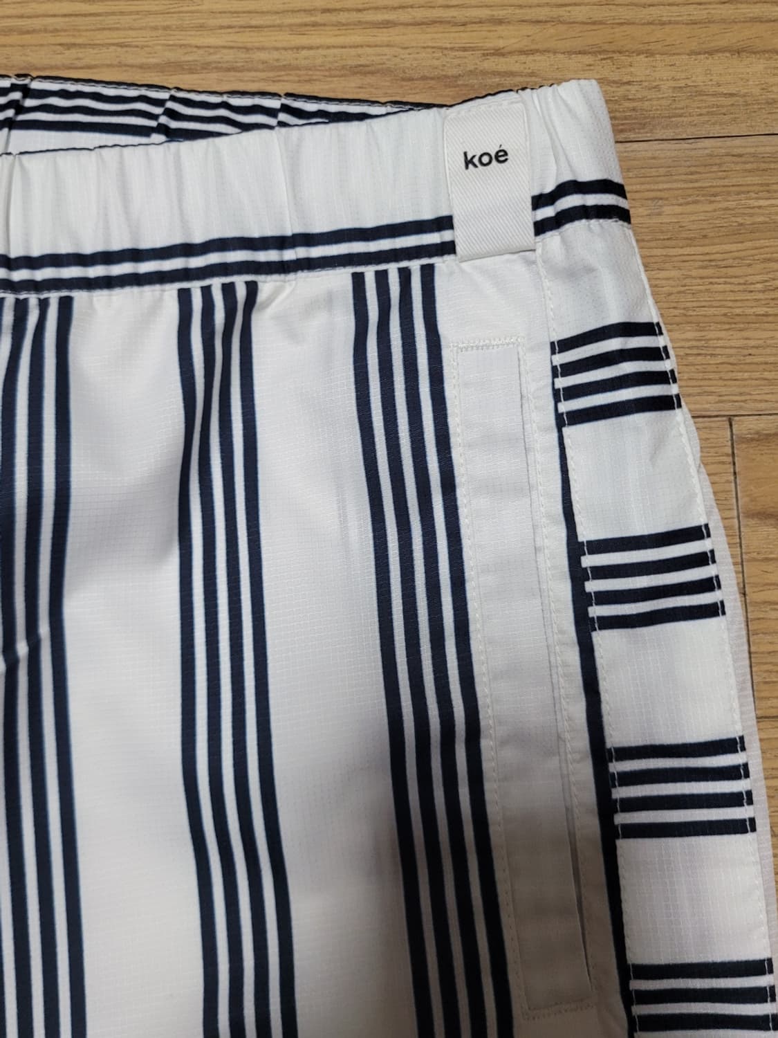 koe 코에 톰브라운 조거팬츠 M사이즈 상품이미지5