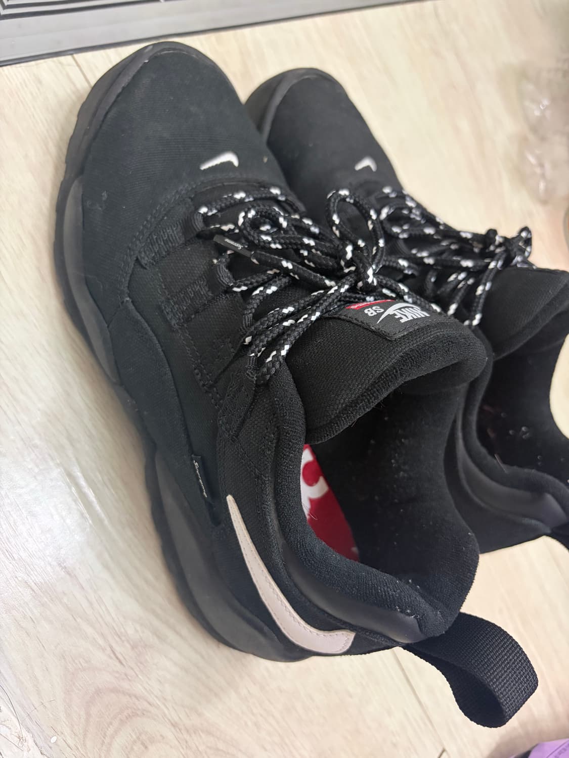 슈프림 나이키SB 다윈로우 블랙 270 상품이미지2