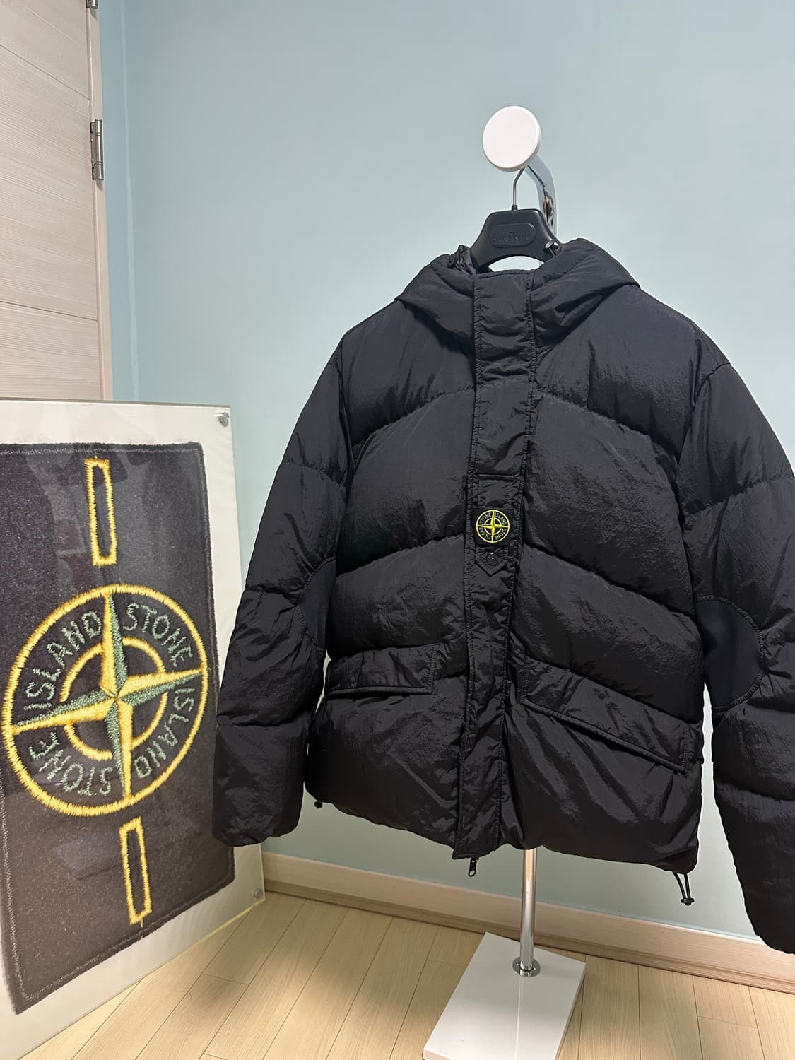 스톤아일랜드 FW23 나일론메탈 리버시블 패딩 XL 새상품급 판매&교환 상품이미지2