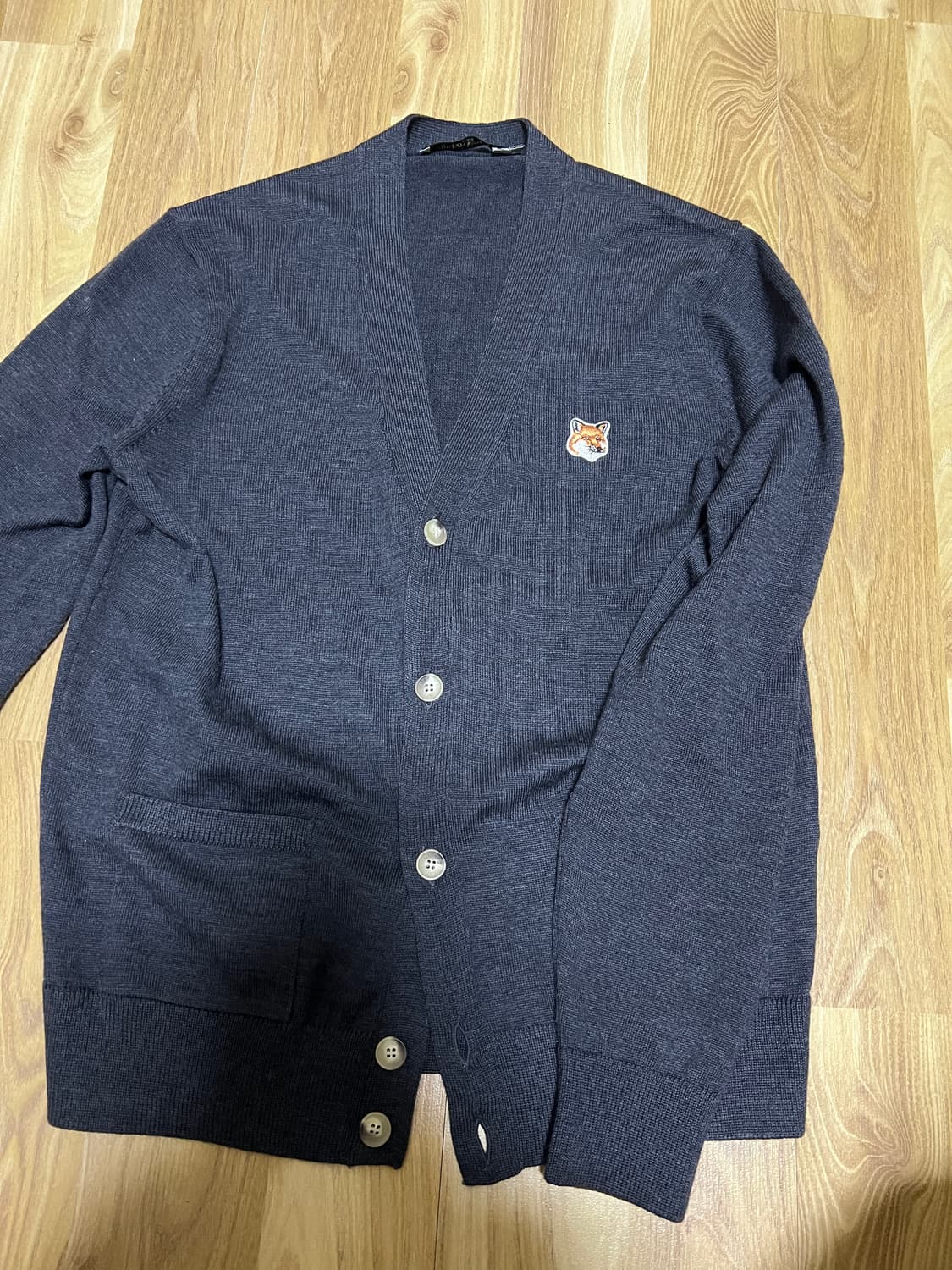메종키츠네 폭스 헤드 패치 클래식 가디건 S 상품이미지1