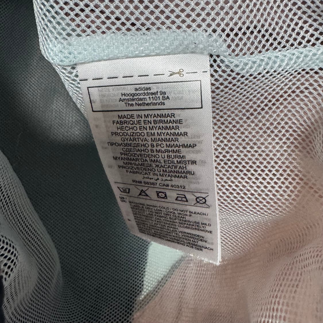 아디다스 크롭 바람막이 자켓 상품이미지4