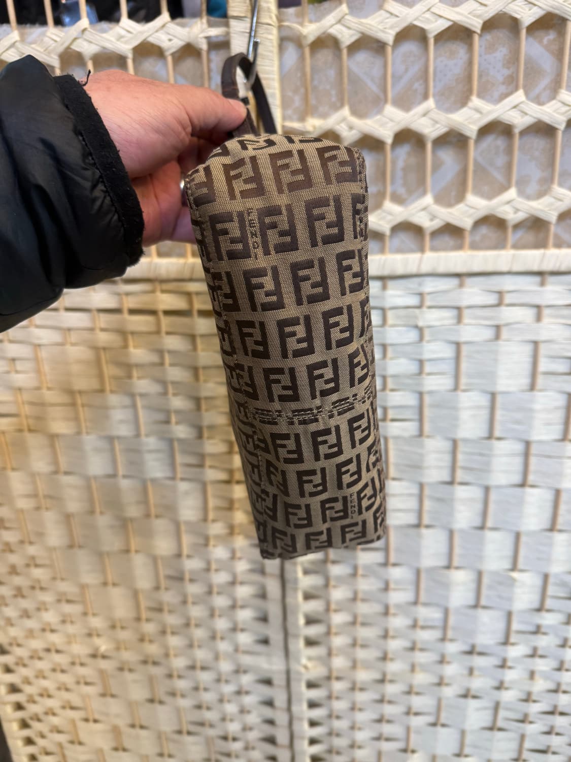 정품 펜디 주카 미니 숄더백 팝니다 상품이미지5