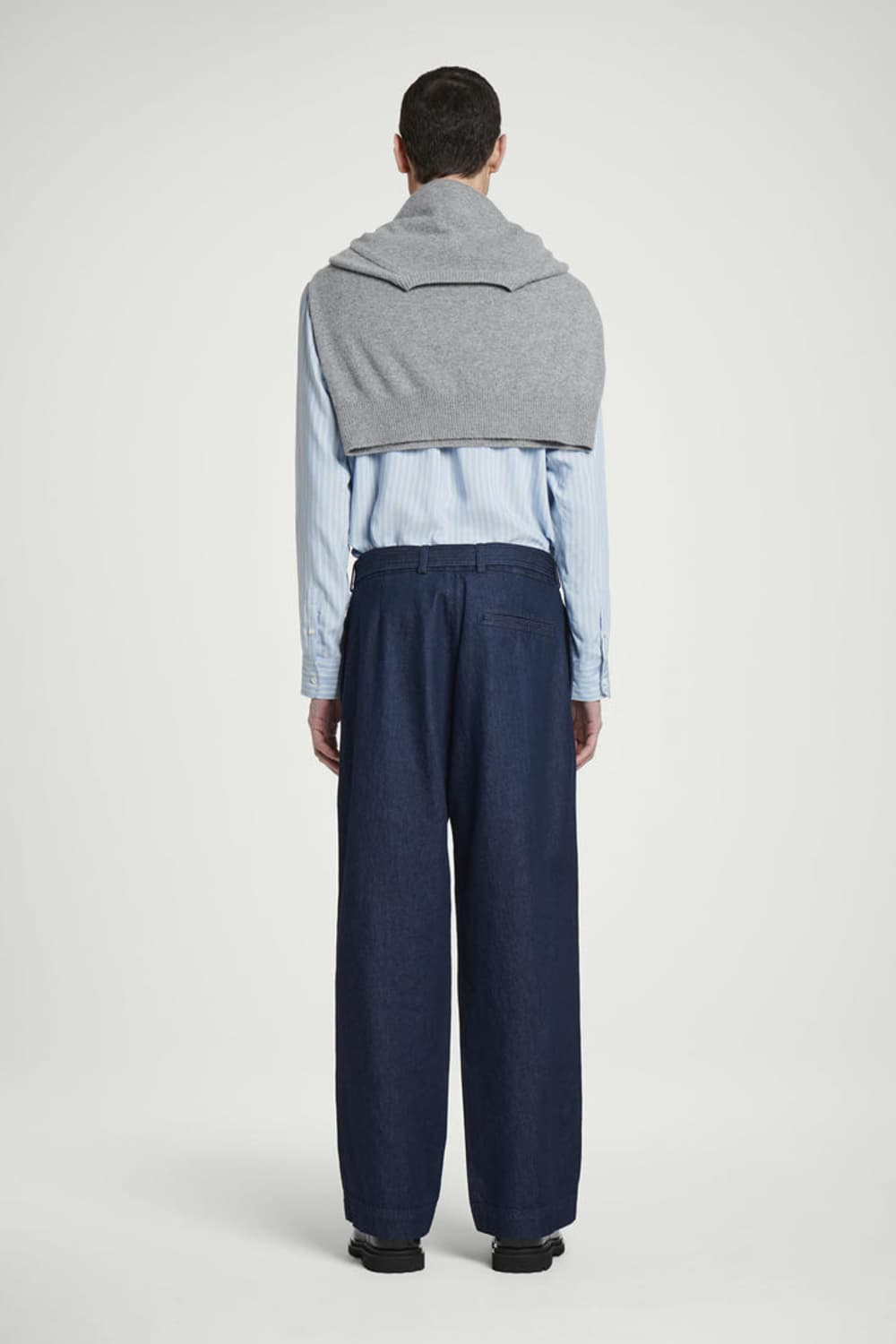 COS 코스 릴랙스드 벨티드 데님 트라우저 46 상품이미지5