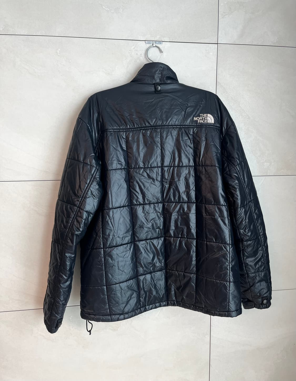 노스페이스 경량 패딩 자켓 블랙 (95) 상품이미지4