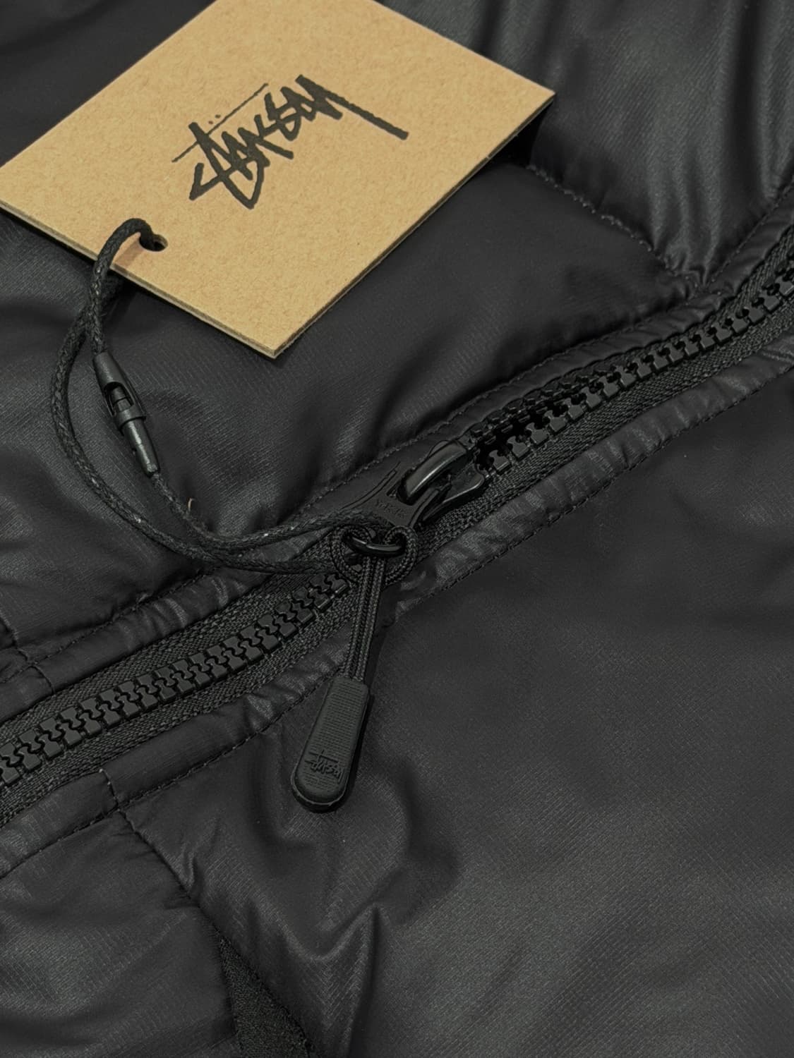 스투시 마이크로 립스탑 다운 파카 제트 블랙 상품이미지10