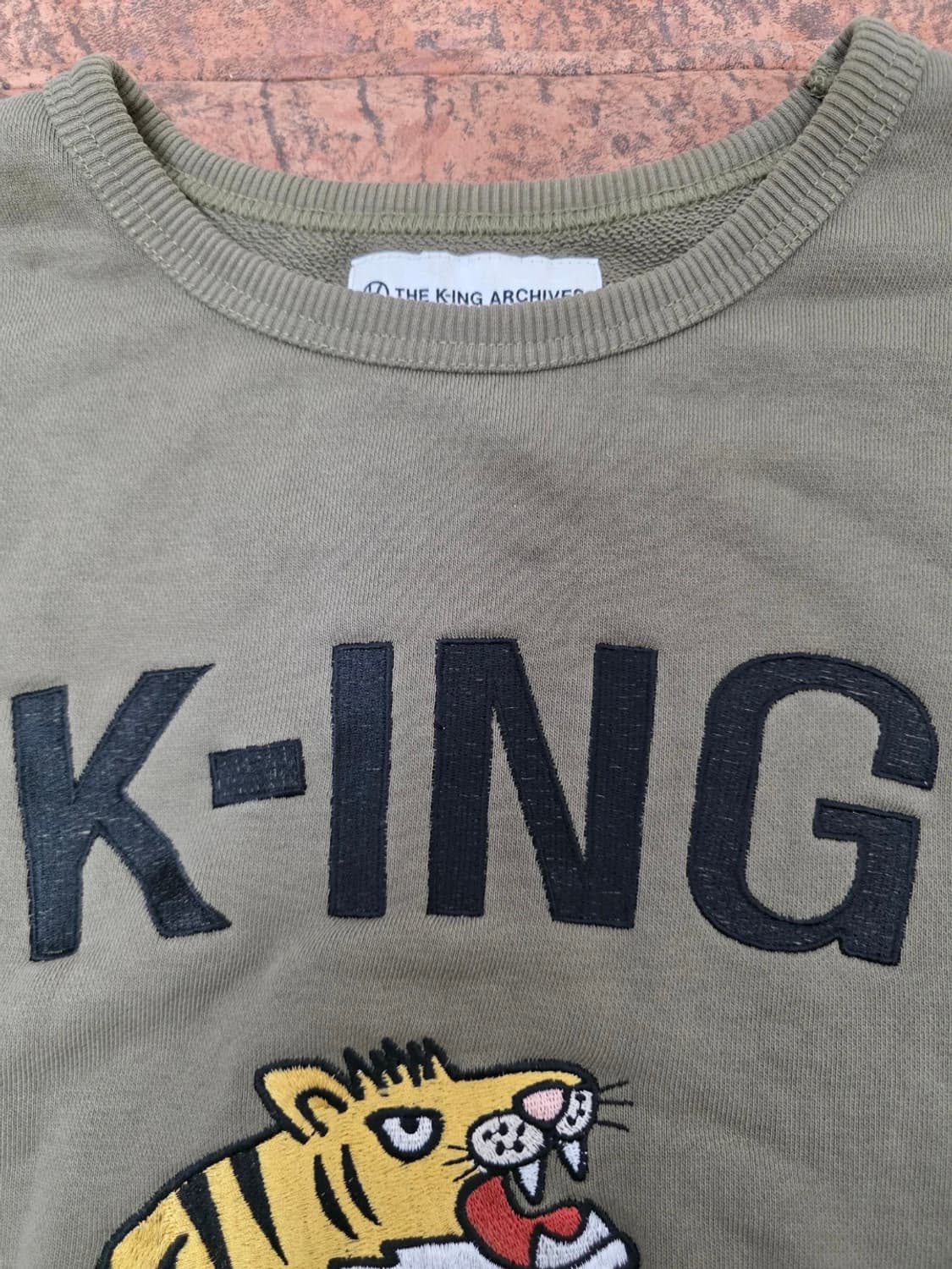 더킹아카이브 타이거 자수 루즈핏 맨투맨 XL 상품이미지3