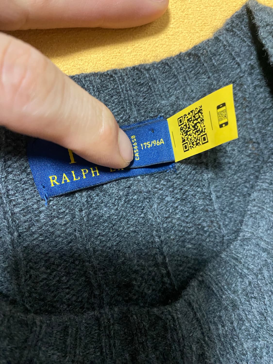 절반값이하 정리중. 최신QR 폴로 캐시미어 울 케이블 니트 상품이미지4