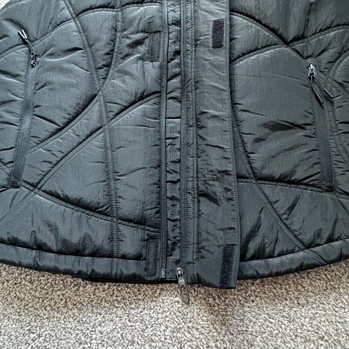 [M] 오클리 경량 패딩 조끼 하이랜드 오 퍼프 베스트 블랙 상품이미지5