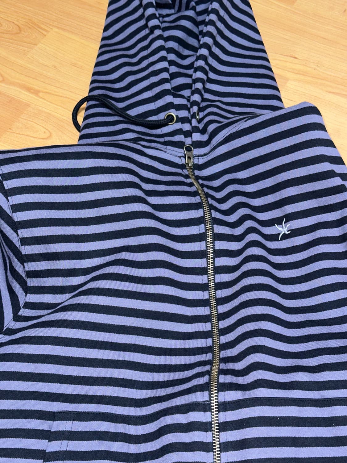 더콜디 더콜디스트모먼트 후드집업 M 상품이미지2