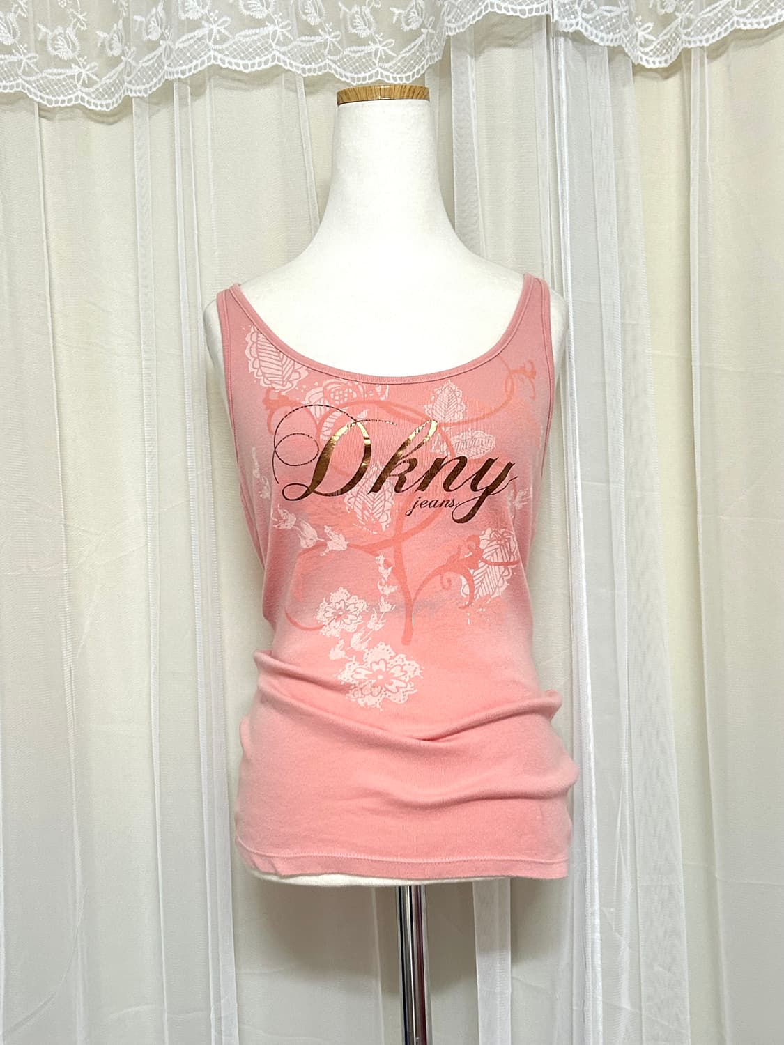 Dkny jeans 코랄핑크 로걀탑 슬리브리스 팝갸루 상품이미지1