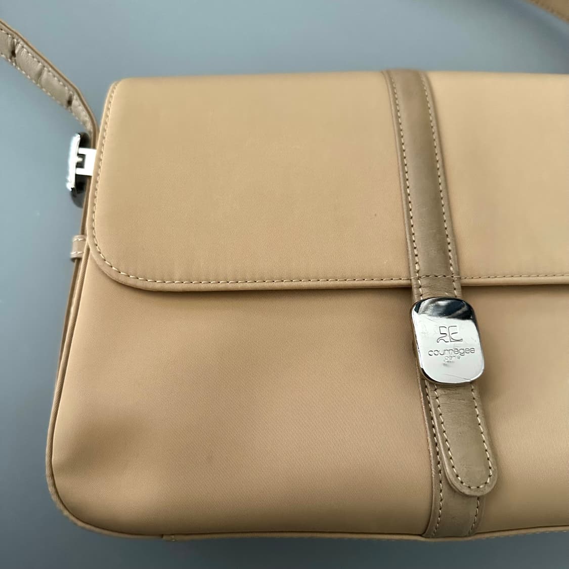 꾸레쥬 courreges 로고 숄더백 상품이미지2