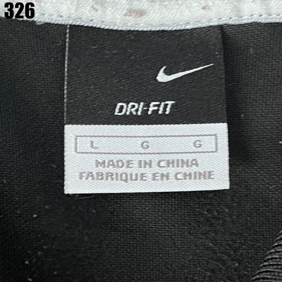 나이키 블랙 배색 반팔  상품이미지2