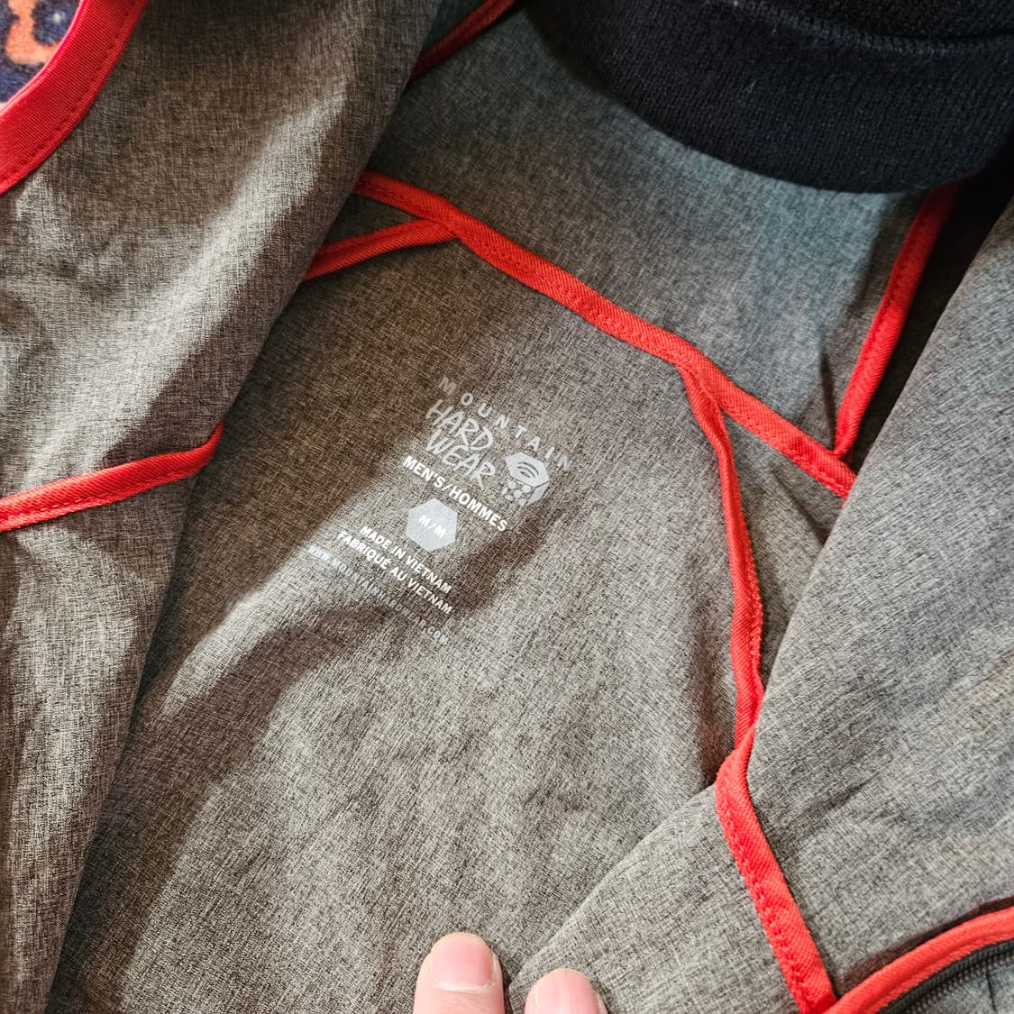 마운틴하드웨어 시그니쳐 로고 경량 바람막이 자켓 M size 상품이미지7