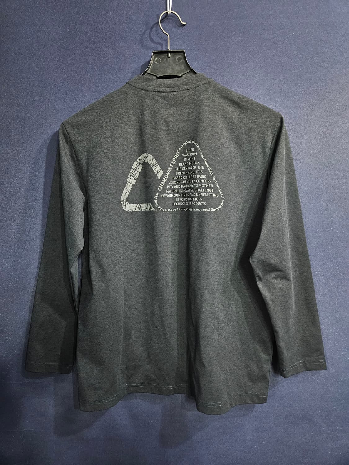 아이더 블랙차콜 남성 100 긴팔티셔츠 상품이미지2